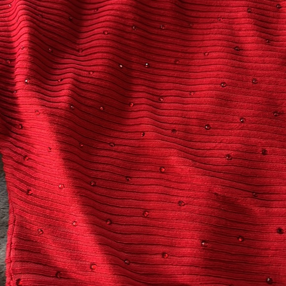 Read Kris Kross V-neck bling red sweater - Picture 2 of 6